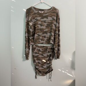 Steve Madden Camo Skirt in “Sage” size S